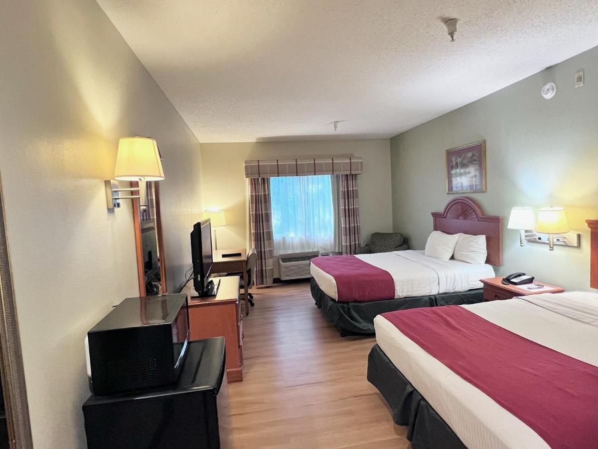 Americas Best Value Inn Wiggins Buitenkant foto
