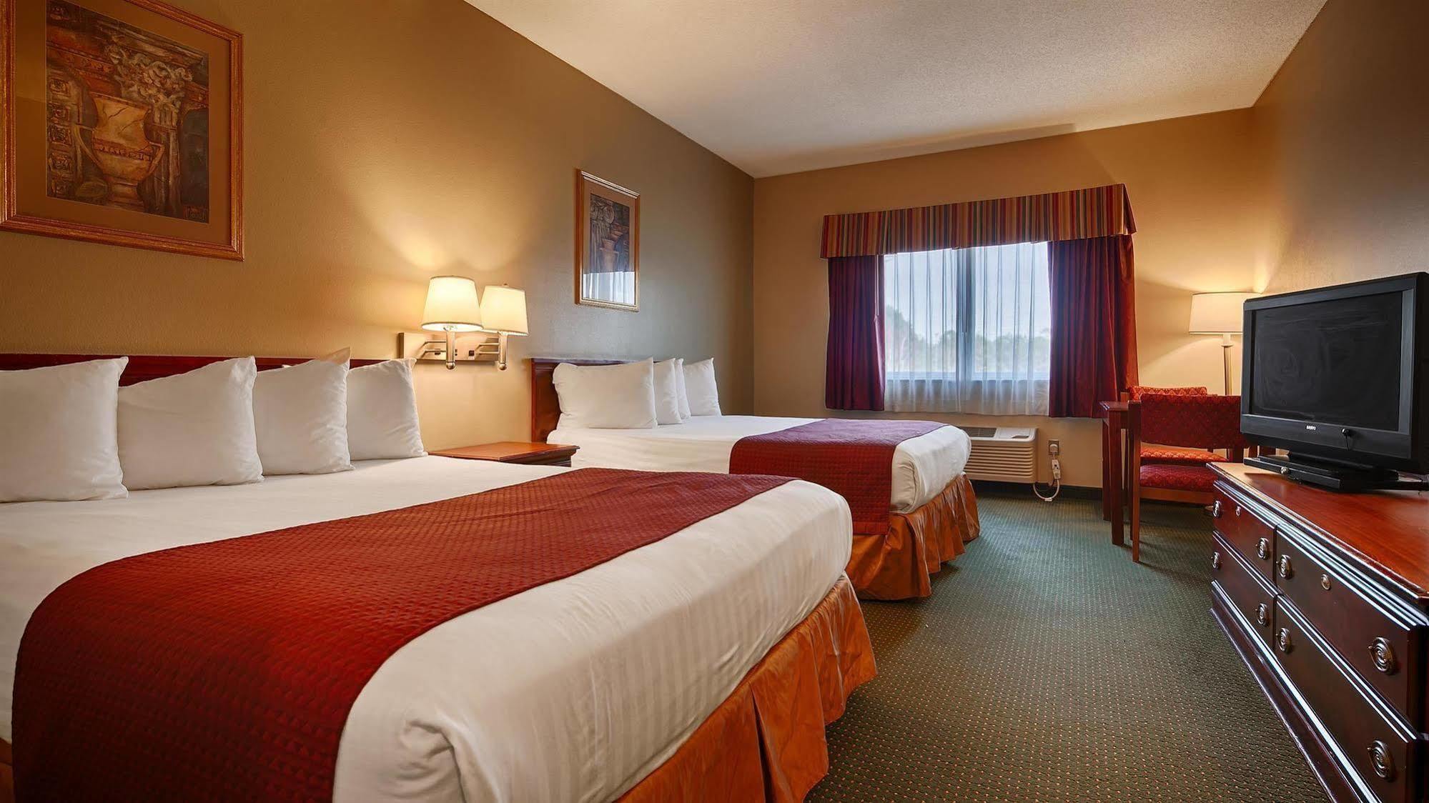 Americas Best Value Inn Wiggins Buitenkant foto