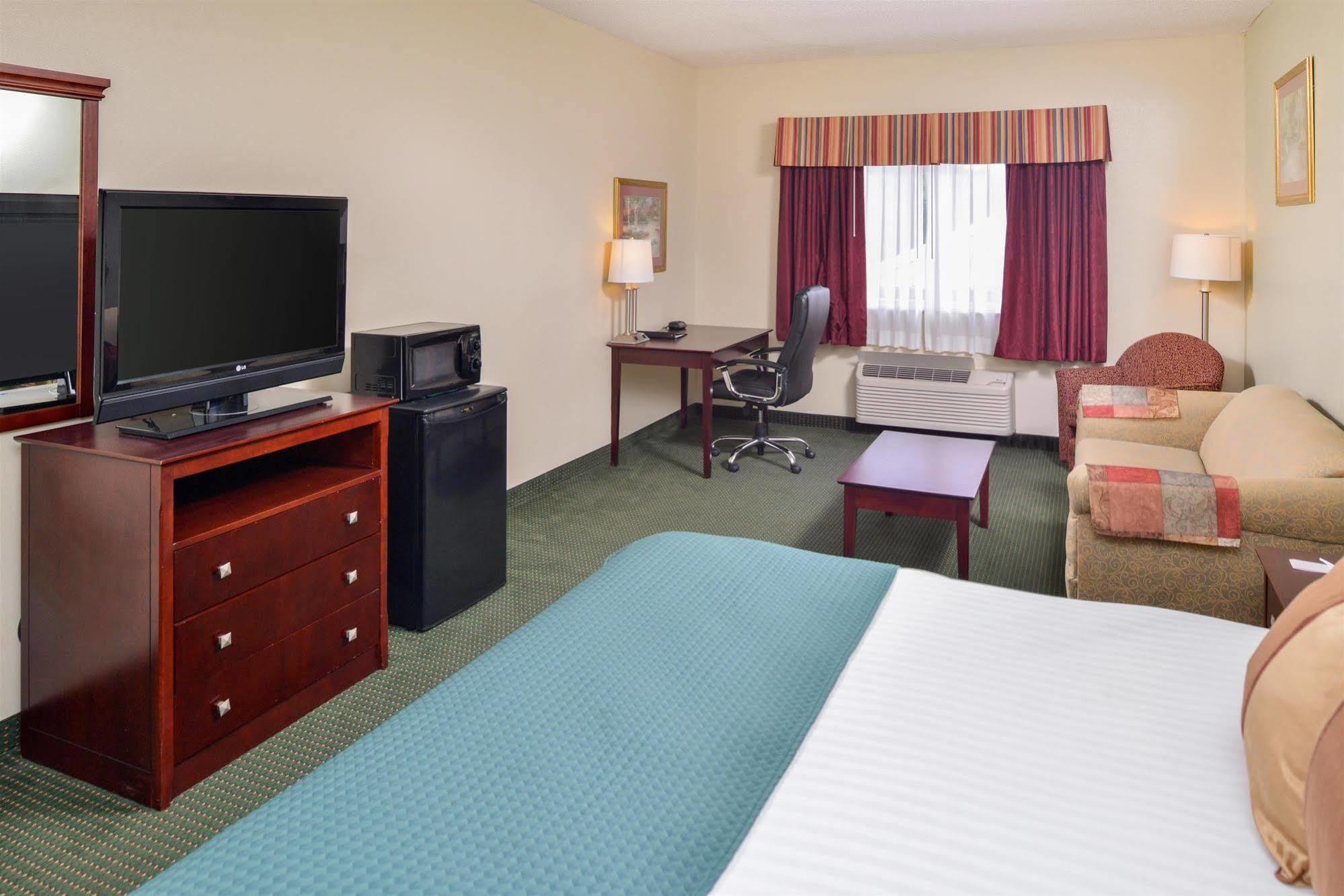 Americas Best Value Inn Wiggins Buitenkant foto